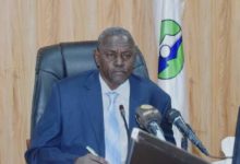 والي الخرطوم المكلف أحمد عثمان حمزة