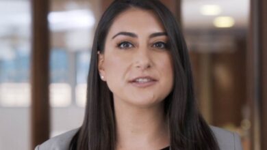 عضو الكونجرس الامريكي سارا جاكوبس